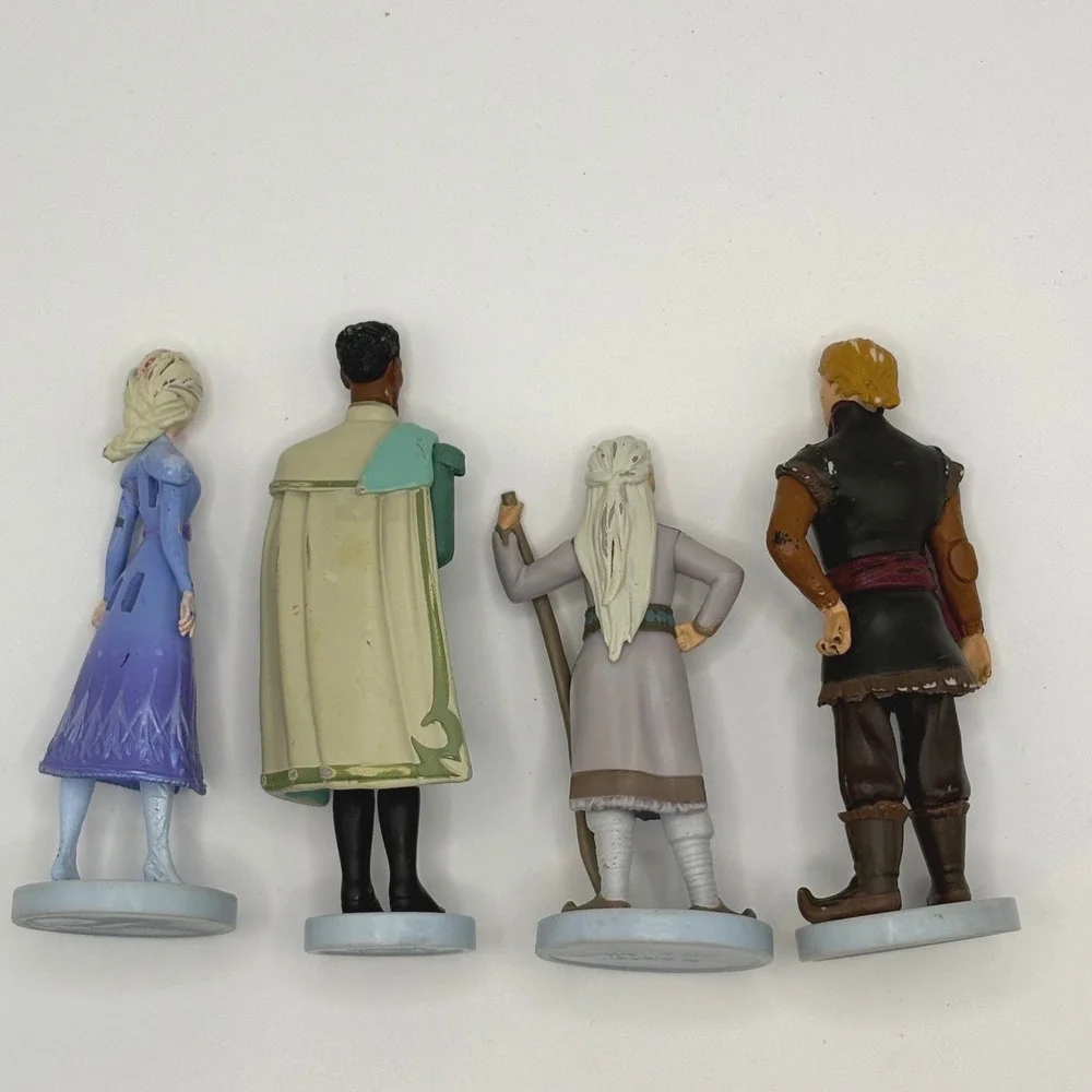 Disney Frozen 2 Figurine Set Elsa Kristoff Mattias Yelena PVC Cake Toppers 4pc